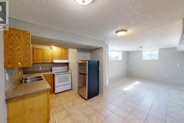 B, 9835 100a Avenue, Sexsmith, AB T0H3C0 Photo 5
