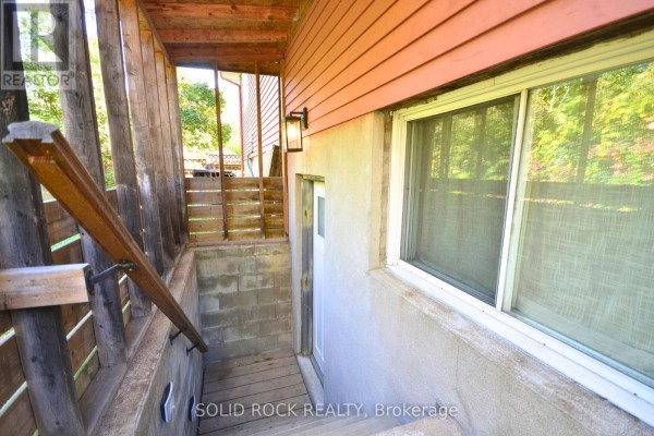 B - 1441 Edgecliffe Avenue, Ottawa, ON K1Z8G2 Photo 5
