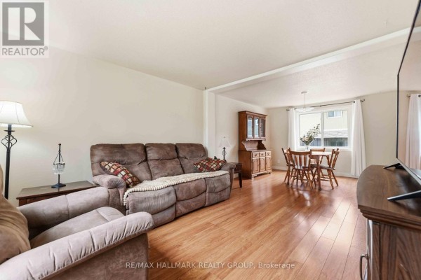 Kitchen - B - 1506 Beaverpond Drive, Ottawa, ON K1B3R9 Photo 3