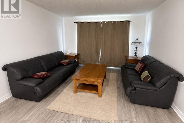 B - 16 Nicole Marie Avenue, Barrie, ON, photo 2