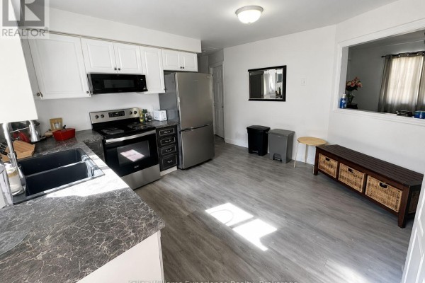 B - 16 Nicole Marie Avenue, Barrie, ON, photo 3