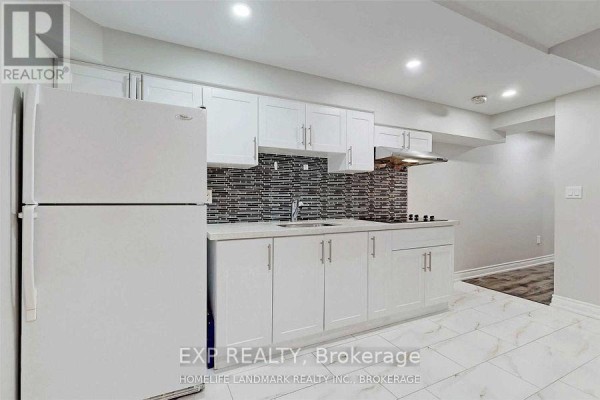Bedroom - B - 172 District Avenue, Vaughan, ON L6A0Y3 Photo 2