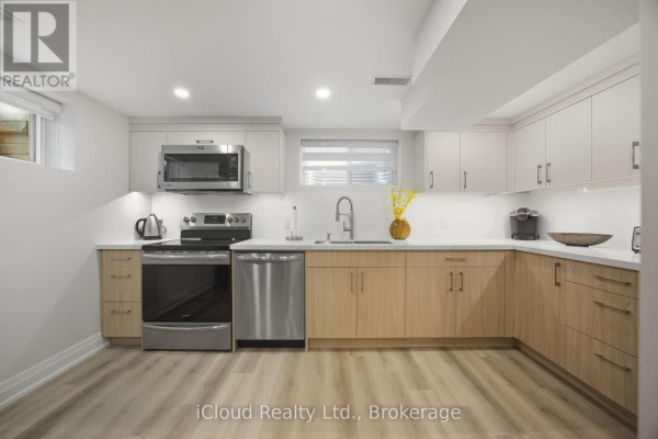 B - 23 Swanhurst Boulevard, Mississauga, ON, photo 3