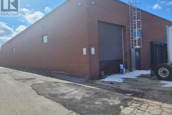 B - 2395 Lucknow Drive, Mississauga, ON L5S1H9 Photo 5