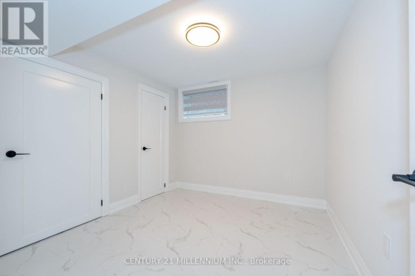 Living room - B - 31 Mariposa Avenue, Toronto, ON M6N4A1 Photo 3