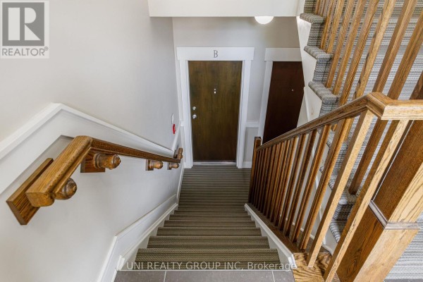 Living room - B - 40 Tayside Private, Ottawa, ON K2J2T3 Photo 5