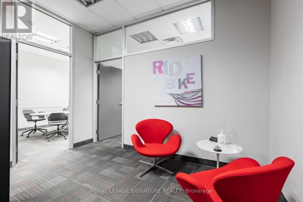 B - 493 Parliament Street, Toronto, ON M4X1P3 Photo 4