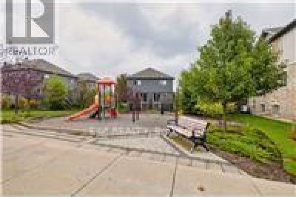 B - 935 Glasgow Street, Kitchener, ON, photo 3