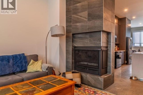 2pc Bathroom - B-172 Niven Drive, Yellowknife, NT X1A3Y3 Photo 5