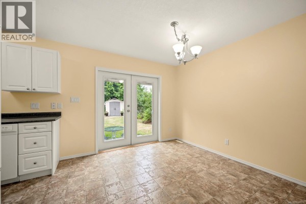 Dining room - B 2118 Mission Rd, Courtenay, BC V9N8Y7 Photo 4