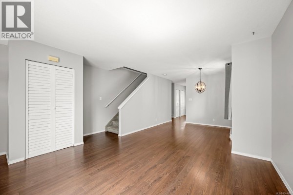 Bathroom - B 2221 Embleton Cres, Courtenay, BC V9M8W9 Photo 5