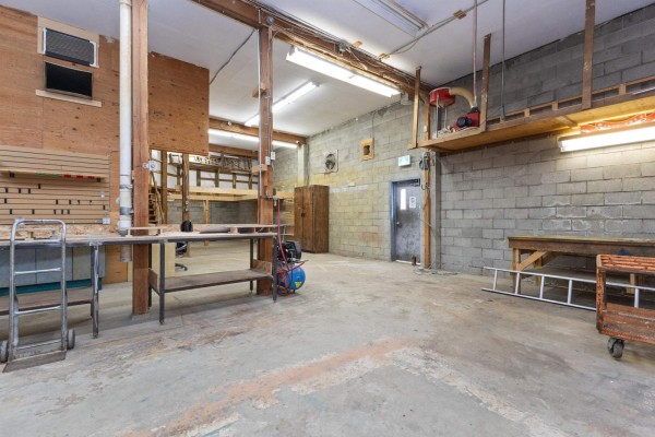 B 2265 W Railway Street, Abbotsford, BC V2S2E3 Photo 3