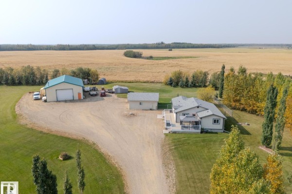 B 23021 Twp Road 502, Rural Leduc County, AB, photo 2