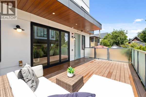 B 4260 Sophia Street, Vancouver, BC V5V3V7 Photo 4