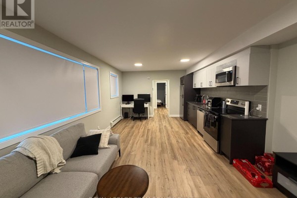 B06 - 1305 Summerville Avenue, Ottawa, ON K1Z8G7 Photo 4
