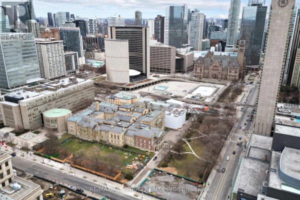 B100 - 14 Mccaul Street, Toronto, ON M5T1V6 Photo 4