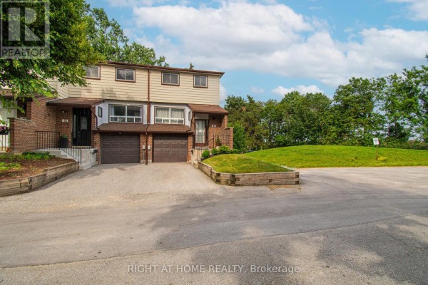 B12 - 63 Ferris Lane, Barrie, ON, photo 2