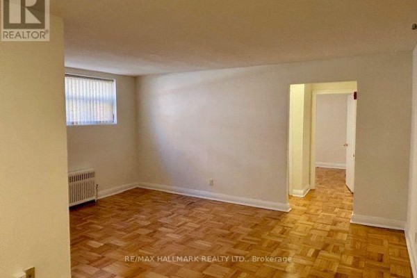 Bedroom - B2 - 11 Anglesey Boulevard, Toronto, ON M9A3B2 Photo 3
