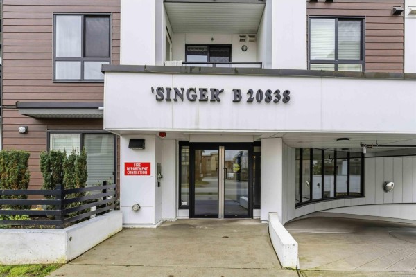 B207 20838 78b Avenue, Langley, BC V2Y3M2 Photo 4