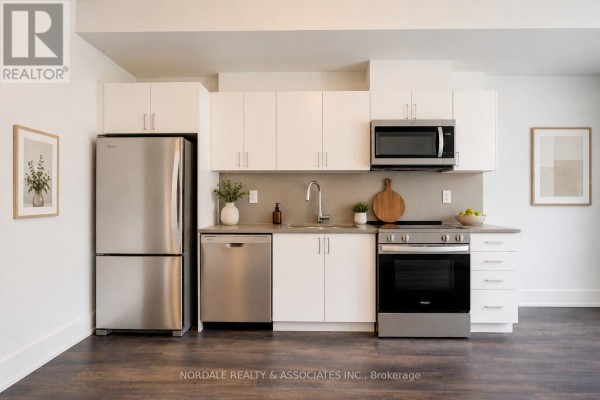 B211 - 1680 Victoria Park Avenue, Toronto, ON M1R0G8 Photo 4