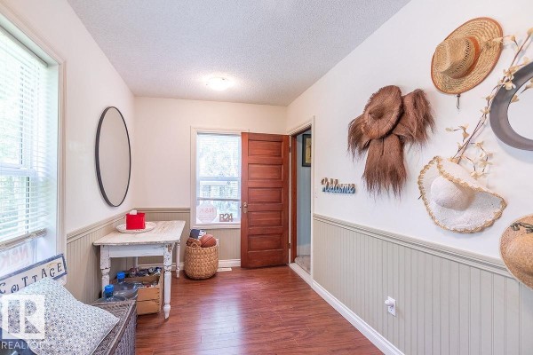 Kitchen - B24 Golden Cr, Rural Leduc County, AB T0C2C0 Photo 3