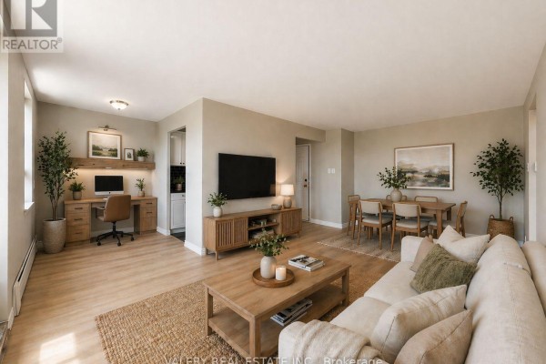 Living room - B3 - 815 Kennedy Road, Toronto, ON M1K2E3 Photo 3