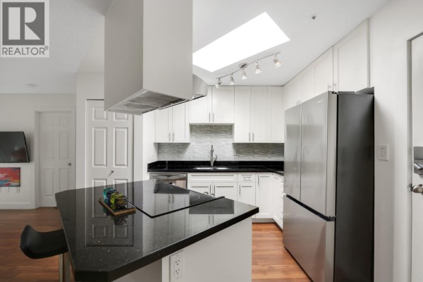 B310 40120 Willow Crescent, Squamish, BC V8B0L7 Photo 5