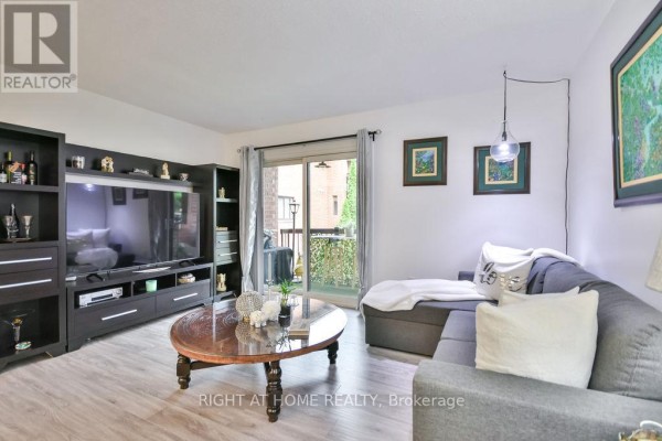 Kitchen - B6 - 179 Edgehill Drive, Barrie, ON L4N1L9 Photo 4