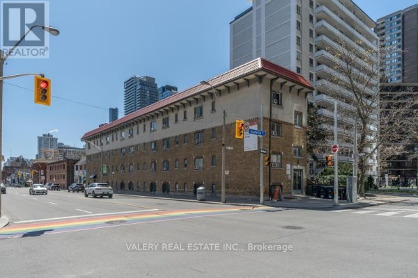 B8 - 608 Church Street, Toronto