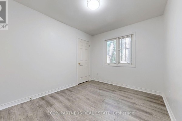 Living room - Back - 177 Maple Avenue, Richmond Hill, ON L4C2J2 Photo 4