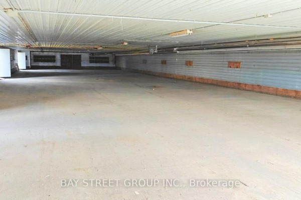 Barn 4 - 641 Canal Road, Bradford West Gwillimbury, ON L3Z2A6 Photo 5