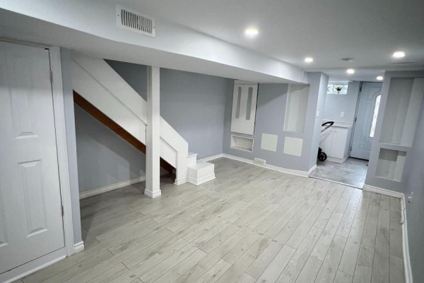 #basement - 102 Barton Avenue, Toronto, ON M6G1P6 Photo 5