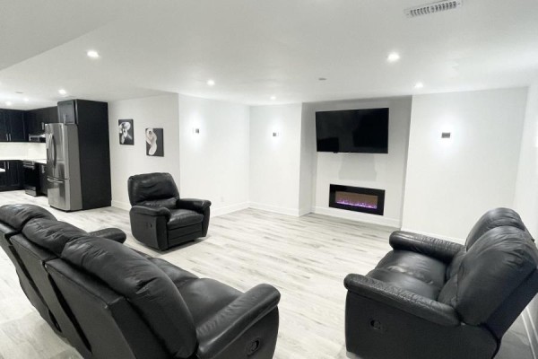Basement - 103 Bartsview Circle, Whitchurch Stouffville, ON L4A0W3 Photo 4