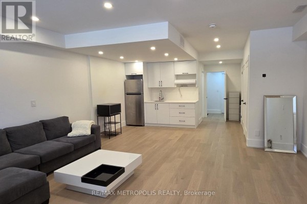Basement - 1218a Islington Avenue, Toronto, ON M8Z4T1 Photo 5