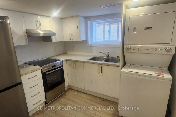 Lower Level - 124 Evans Avenue, Toronto, ON M8Z1H9 Photo 3