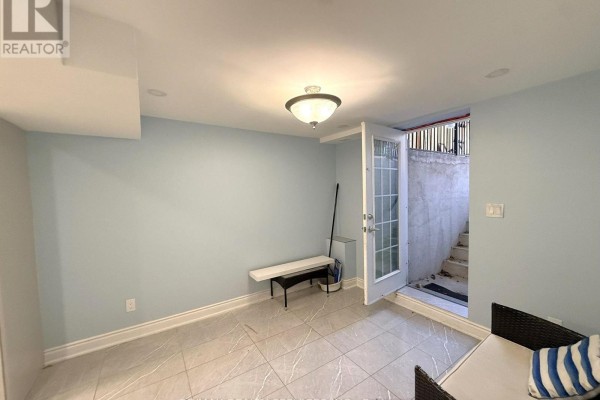 Dining room - Basement - 136 Nahani Way, Mississauga, ON L4Z4J8 Photo 2