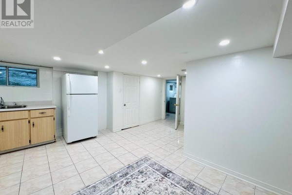 Bedroom 2 - Basement - 149 Euclid Avenue, Toronto, ON M6J2J8 Photo 5