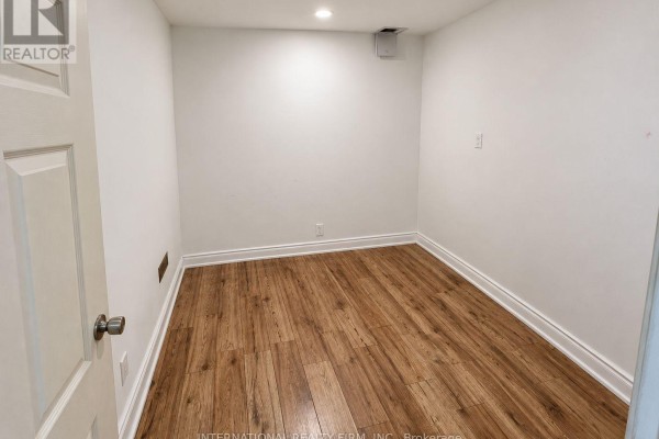 Basement - 16 Constellation Crescent, Richmond Hill, ON L4C8J7 Photo 4