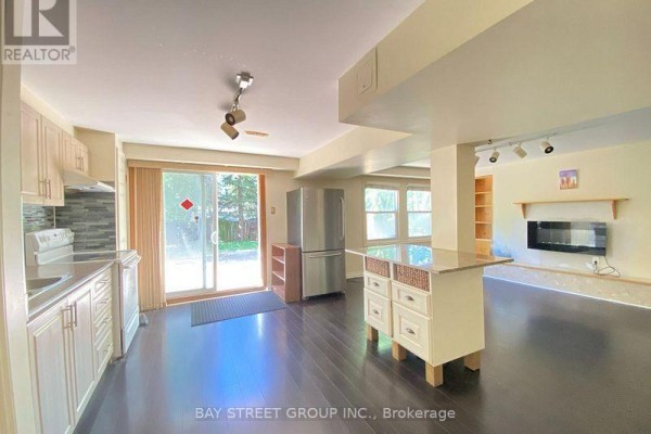 Basement - 19 Redwood Lane, Markham, ON L3R3Z1 Photo 5