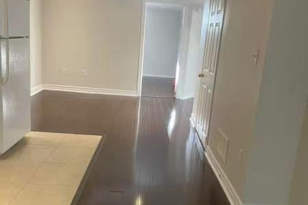 Basement - 21 Locarno Street, Brampton, ON L6R3T8 Photo 4
