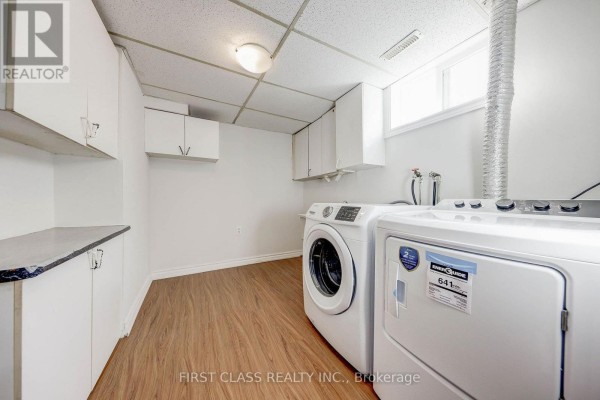 Kitchen - Basement - 214 Linden Avenue, Toronto, ON M1K3H8 Photo 3