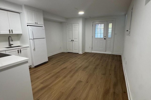 Basement - 238 Margueretta Street, Toronto, ON M6H3S3 Photo 4