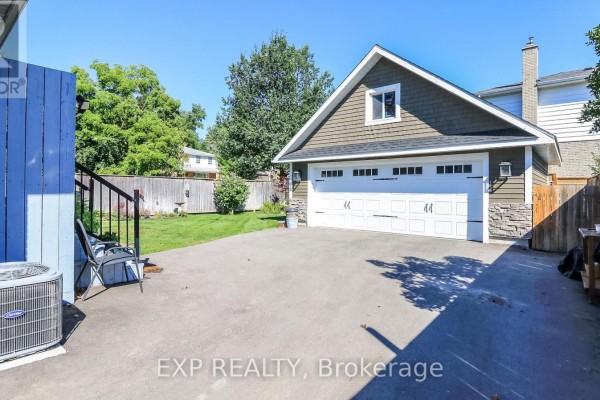 Foyer - Basement - 258 Napier Street, Barrie, ON L4M1X7 Photo 5