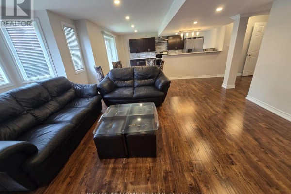Living room - Basement - 28 Philips View Crescent, Richmond Hill, ON L4E0S9 Photo 4