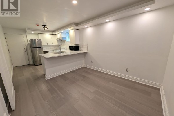 Bedroom - Basement - 2979 Lawrence Avenue E, Toronto, ON M1P2V6 Photo 3