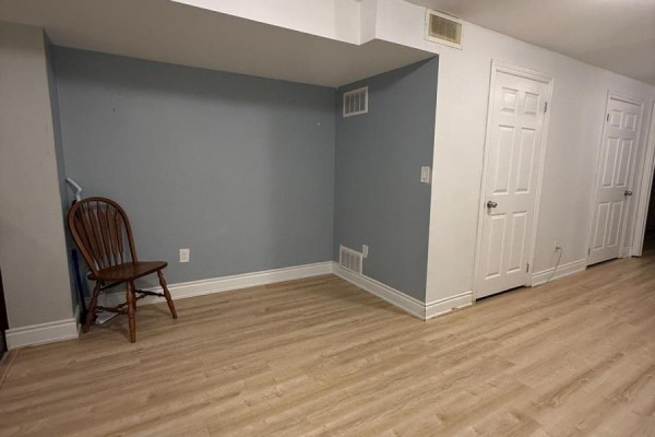Living room - Basement - 3304 Sunlight Street, Mississauga, ON L5M0G8 Photo 4