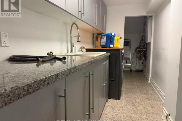 Basement - 339 Elmwood Avenue, Richmond Hill, ON L4C1L7 Photo 2