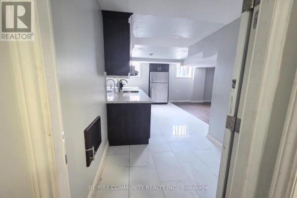 Basement - 34 Gillingham Street, Toronto, ON M1B5X1 Photo 4