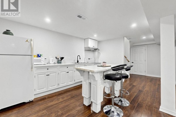 Bedroom 2 - Basement - 3850 Partition Road, Mississauga, ON L5N8N2 Photo 5