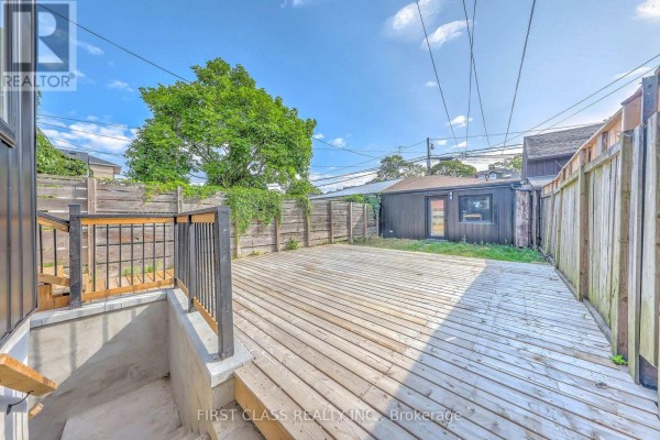 Basement - 431 Roxton Road, Toronto, ON M6G3R5 Photo 5